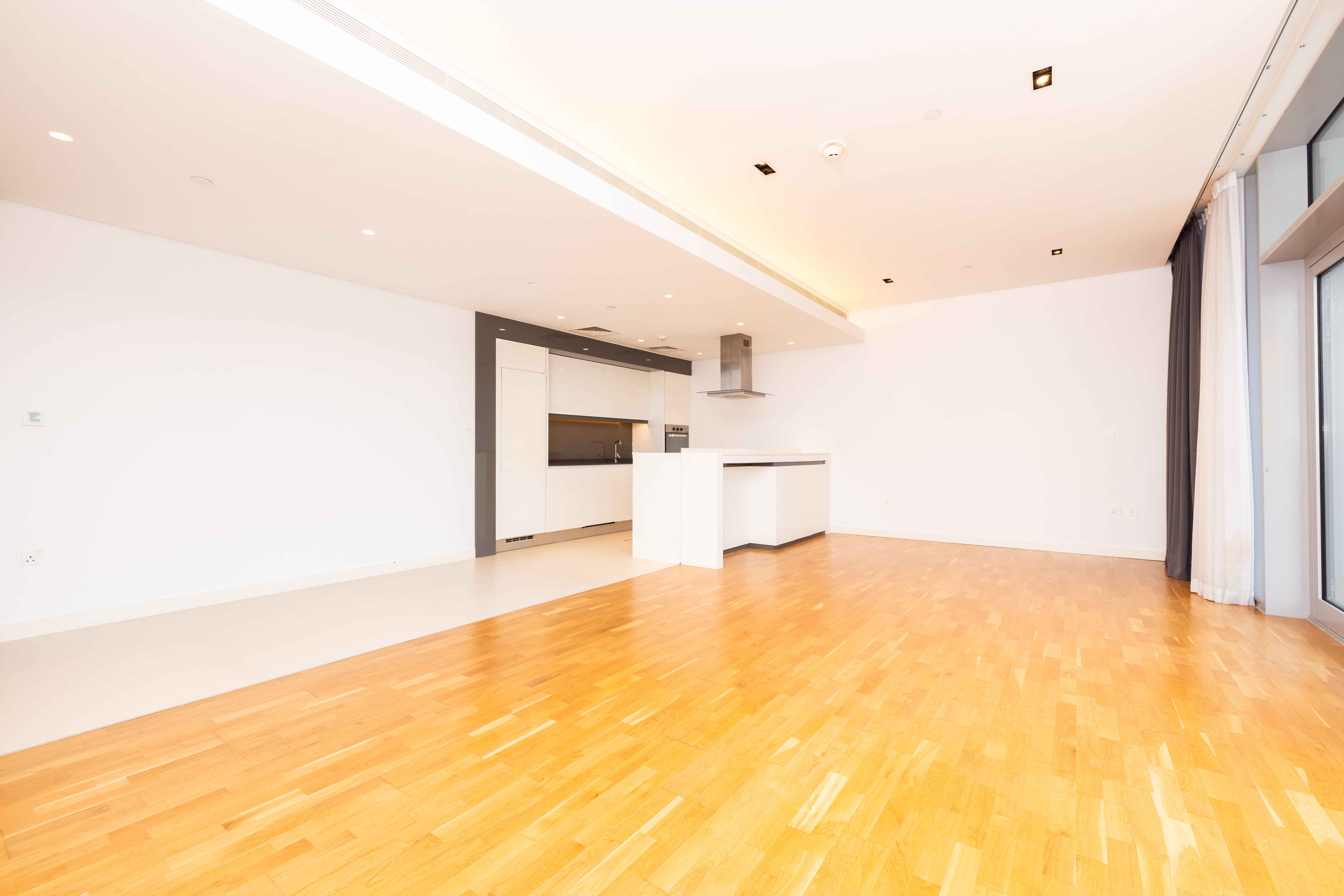 2 Bedrooms Apartment in Apartment Building 7