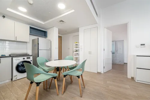 2 Bedrooms Apartment in The Nook 1