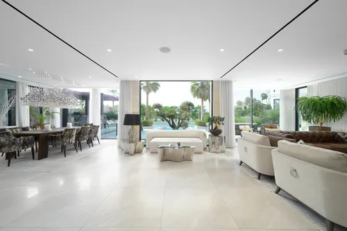 5 Bedrooms Villa in Sanctuary Falls