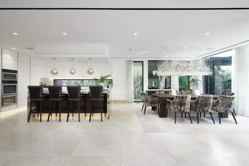 5 Bedrooms Villa in Sanctuary Falls