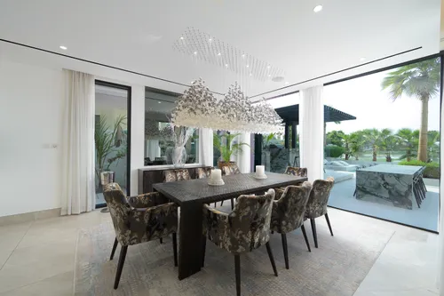 5 Bedrooms Villa in Sanctuary Falls