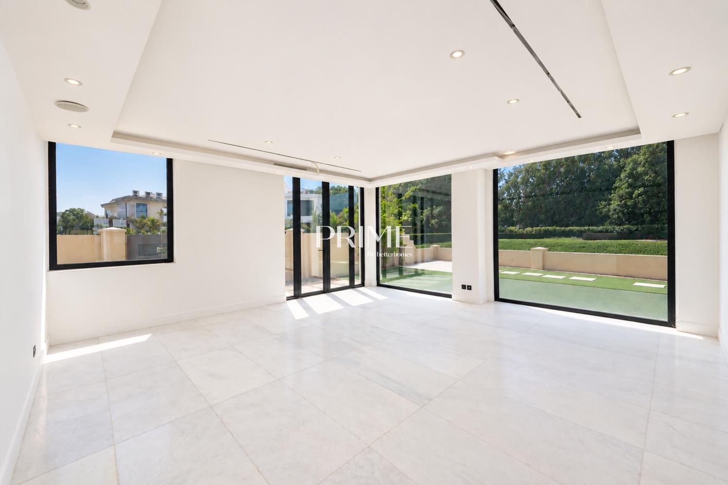 6 Bedrooms Villa in Sanctuary Falls