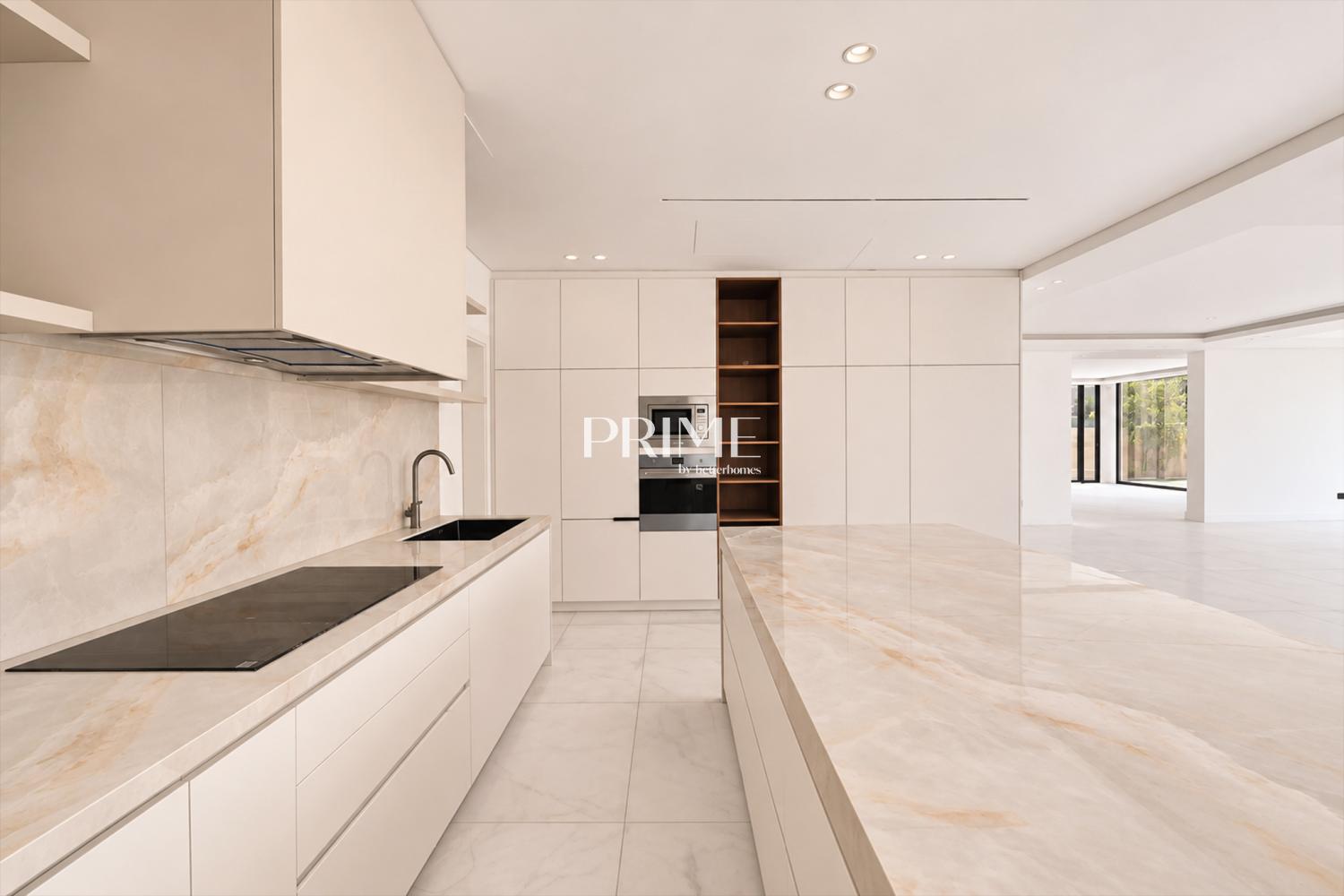 6 Bedrooms Villa in Sanctuary Falls