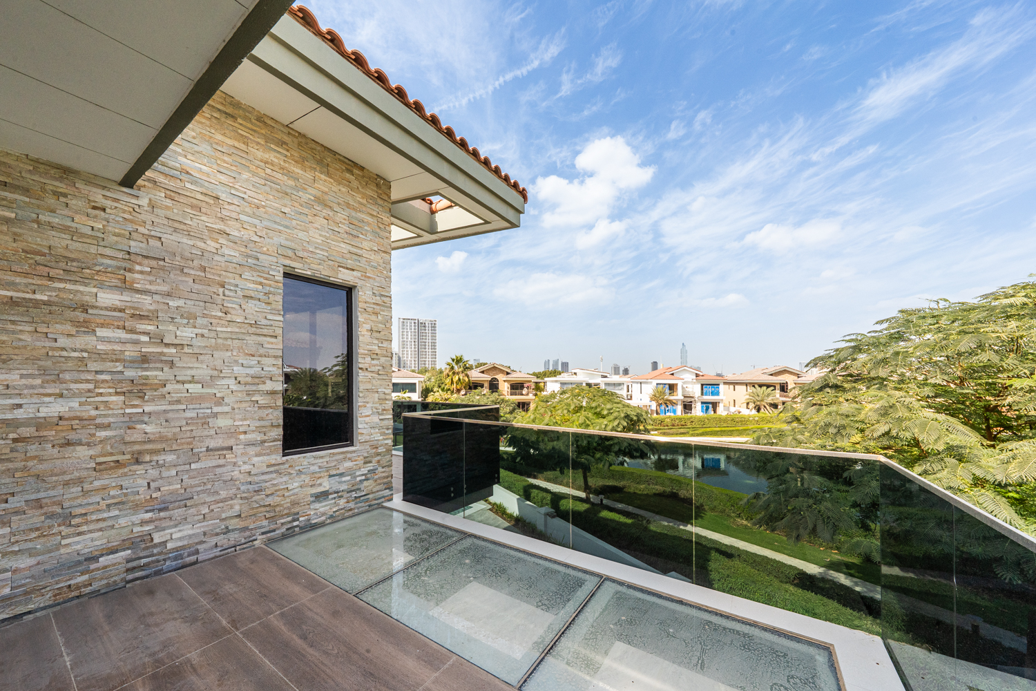 7 Bedrooms Villa in Sanctuary Falls