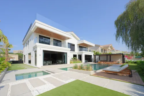 5 Bedrooms Villa in Sanctuary Falls