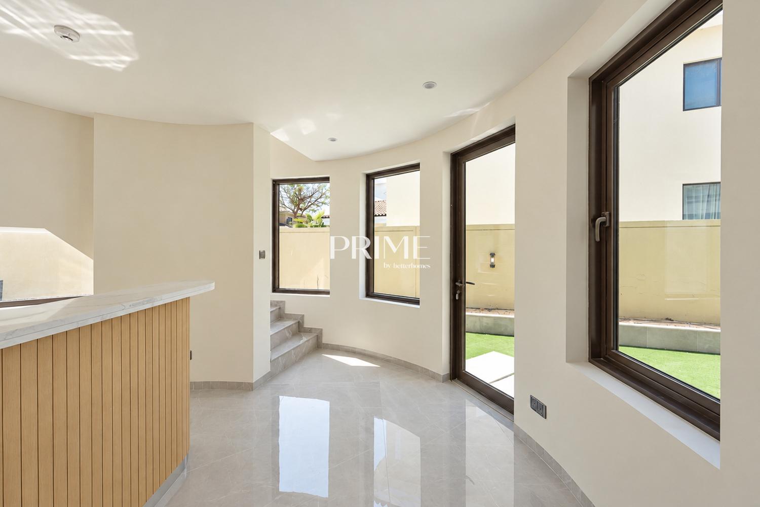 5 Bedrooms Villa in Sanctuary Falls