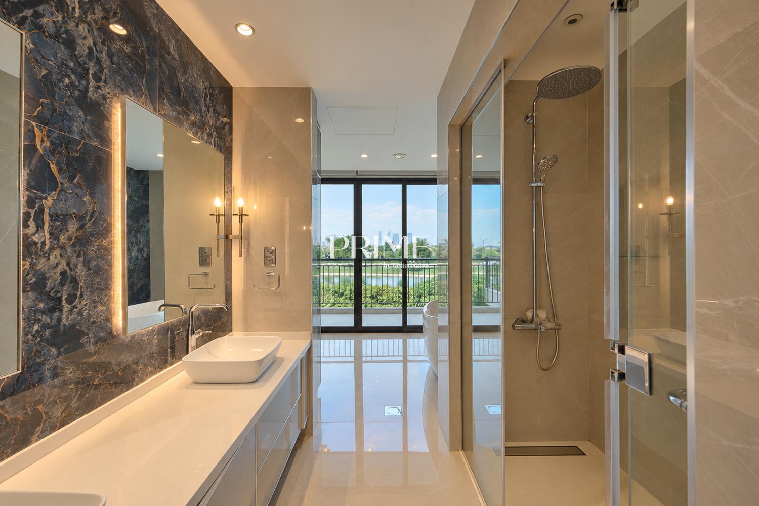 5 Bedrooms Villa in Sanctuary Falls