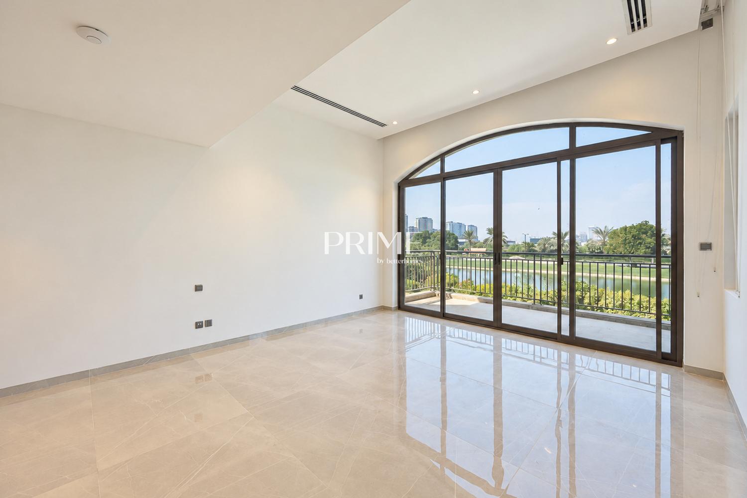 5 Bedrooms Villa in Sanctuary Falls