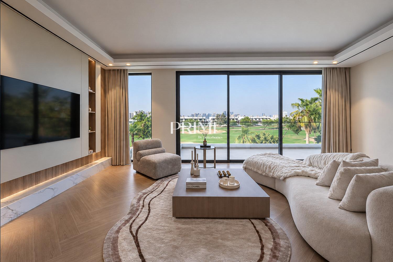 6 Bedrooms Villa in Redwood Avenue