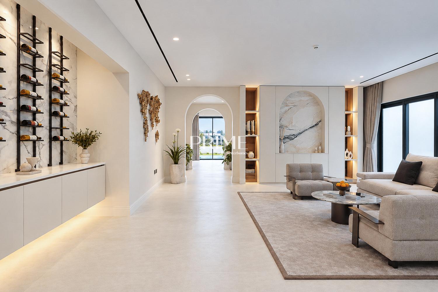 6 Bedrooms Villa in Redwood Avenue