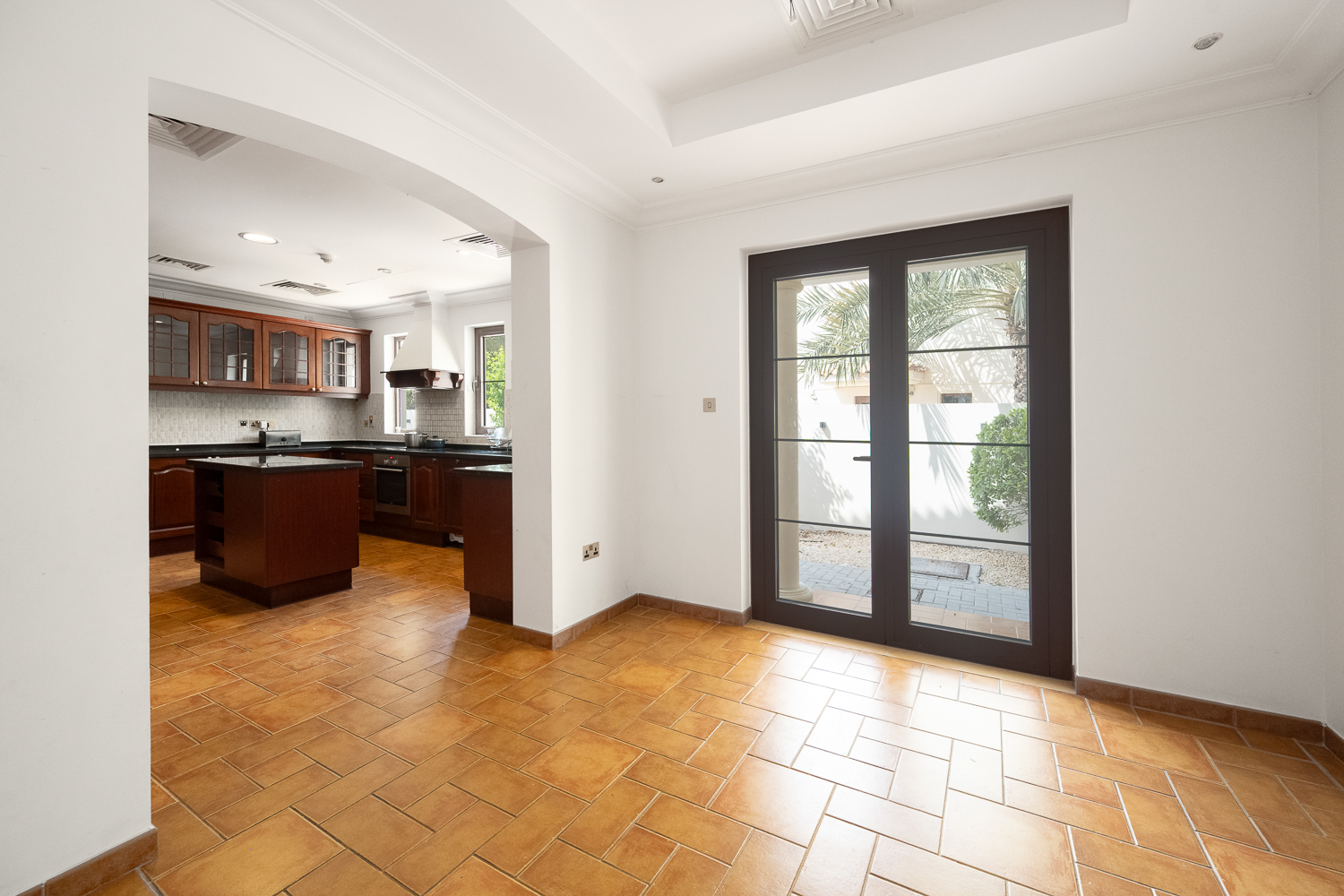 5 Bedrooms Villa in Lime Tree Valley