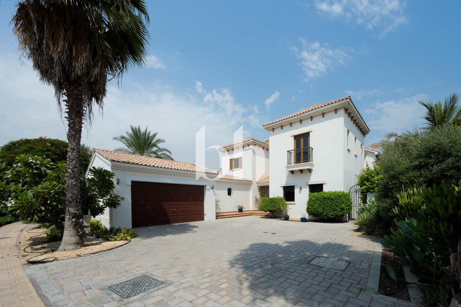 Golf Course View | Ready to Move | Well Maintained