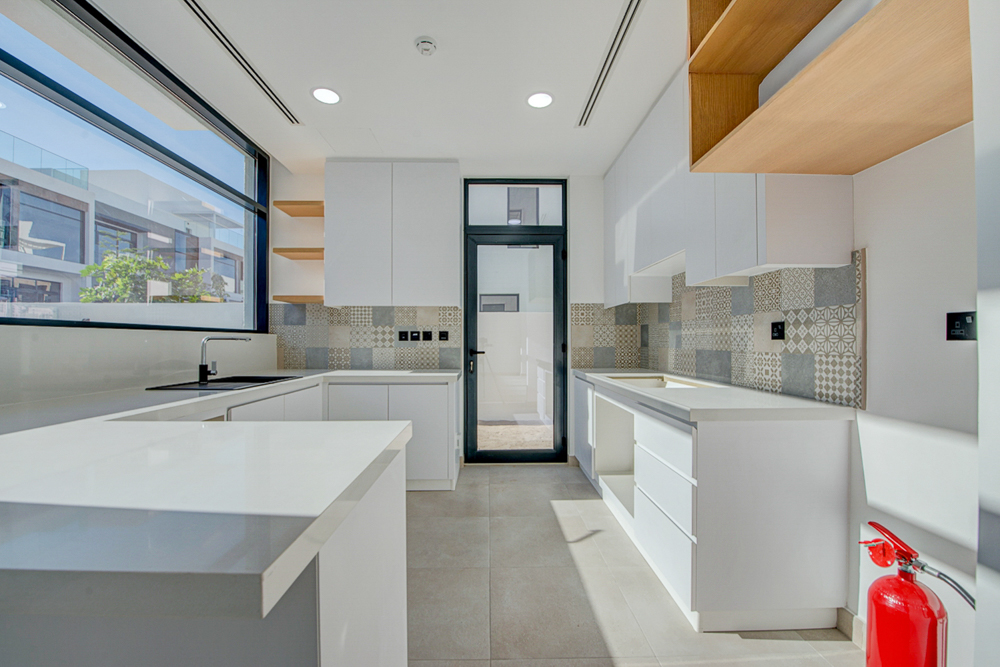 4 Bedrooms Townhouse in Jumeirah Luxury