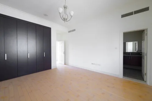 6 Bedrooms Villa in Sienna Lakes