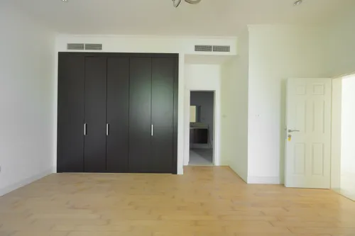 6 Bedrooms Villa in Sienna Lakes