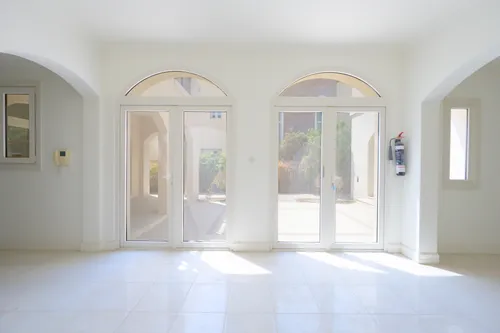 6 Bedrooms Villa in Sienna Lakes