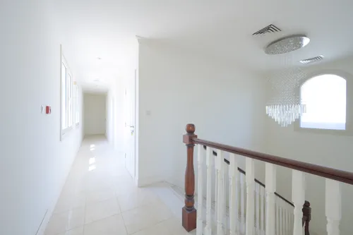 6 Bedrooms Villa in Sienna Lakes