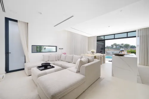 4 Bedrooms Townhouse in Jumeirah Luxury