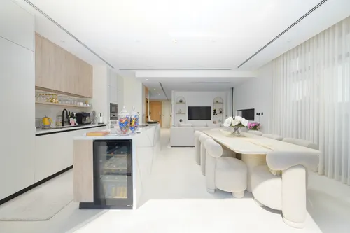 4 Bedrooms Townhouse in Jumeirah Luxury