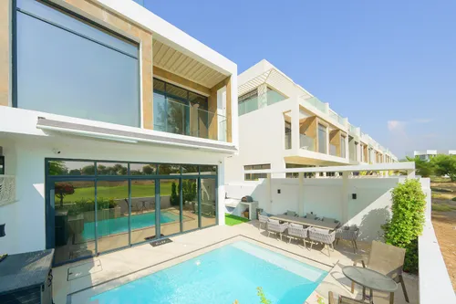 4 Bedrooms Townhouse in Jumeirah Luxury