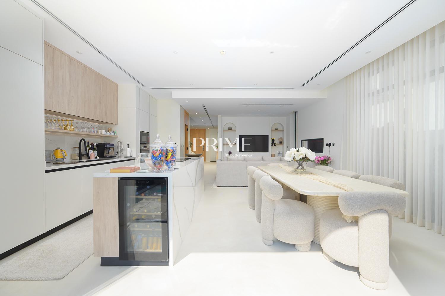 4 Bedrooms Townhouse in Jumeirah Luxury