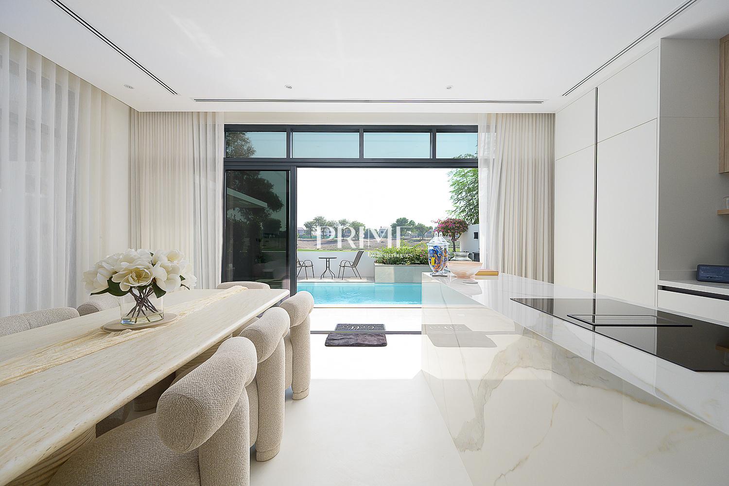 4 Bedrooms Townhouse in Jumeirah Luxury