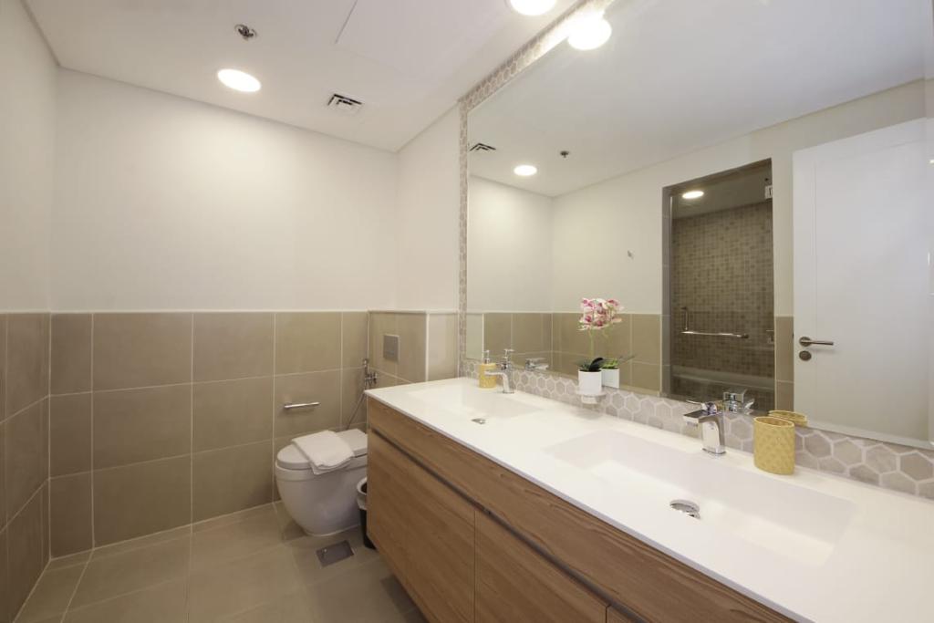 3 Bedrooms Apartment in Al Andalus Tower D