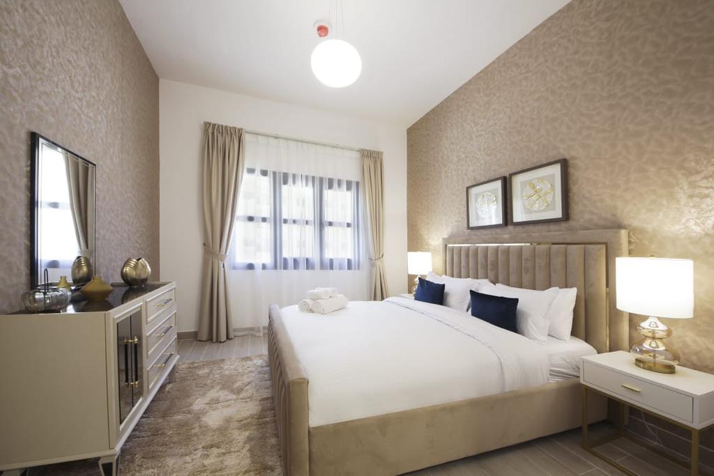 3 Bedrooms Apartment in Al Andalus Tower D