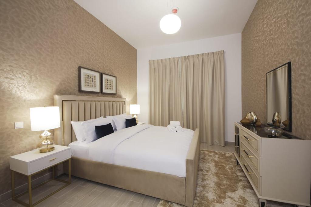 3 Bedrooms Apartment in Al Andalus Tower D