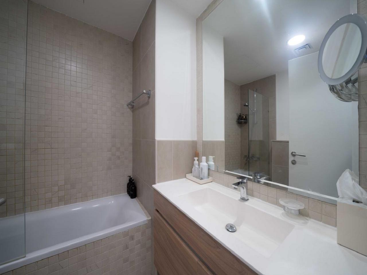 1 Bedroom Apartment in Al Andalus Tower B