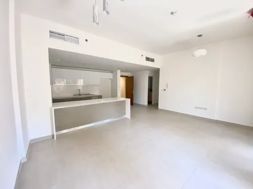 3 Bedrooms Apartment in Al Andalus Tower E