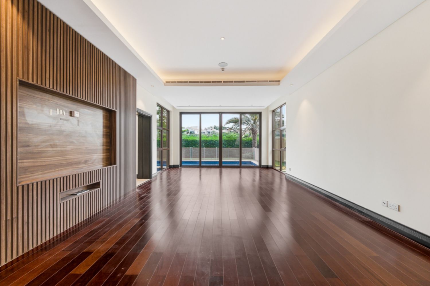 5 Bedrooms Villa in Sanctuary Falls