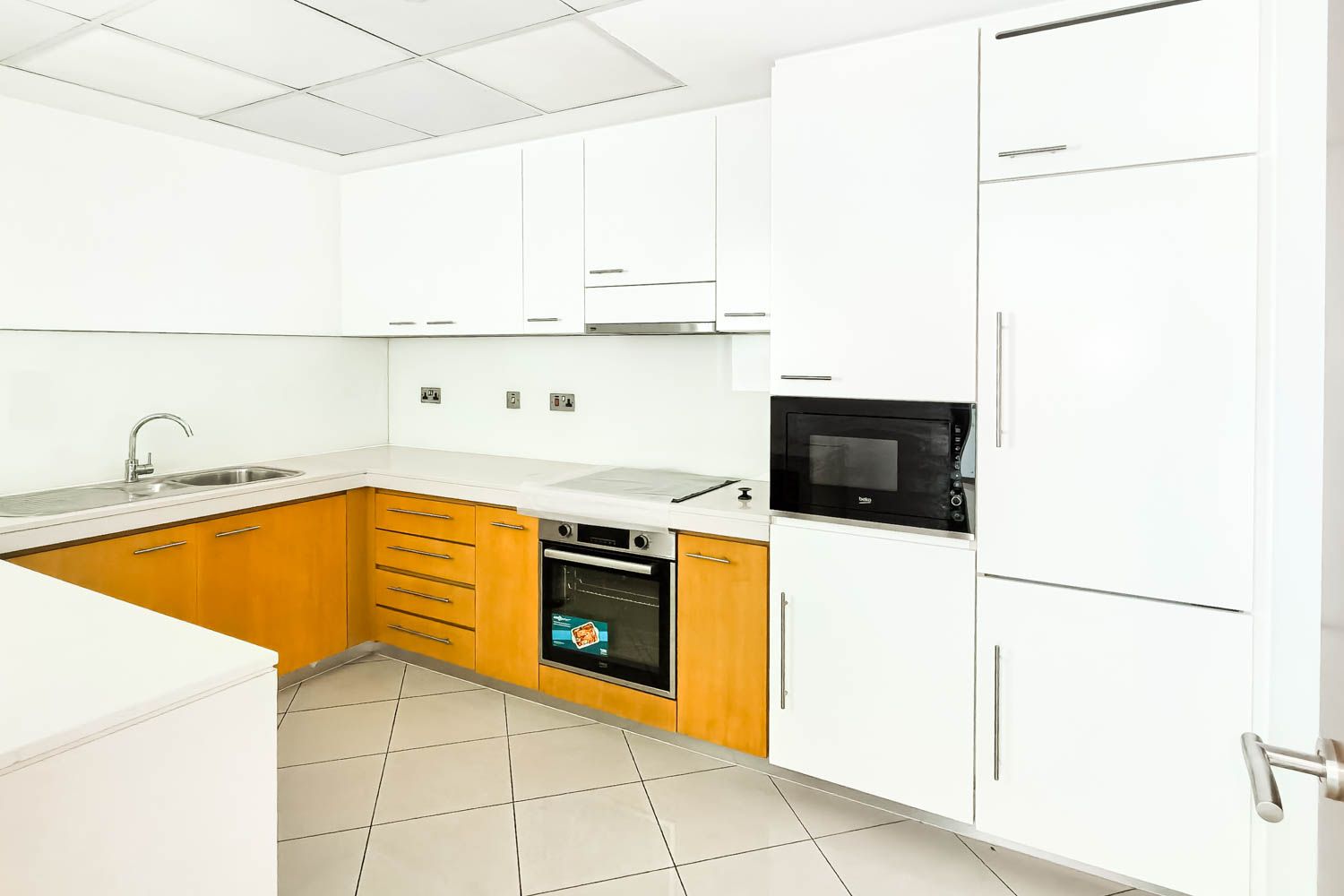 2 Bedrooms Apartment in Intercontinental Residence Suites