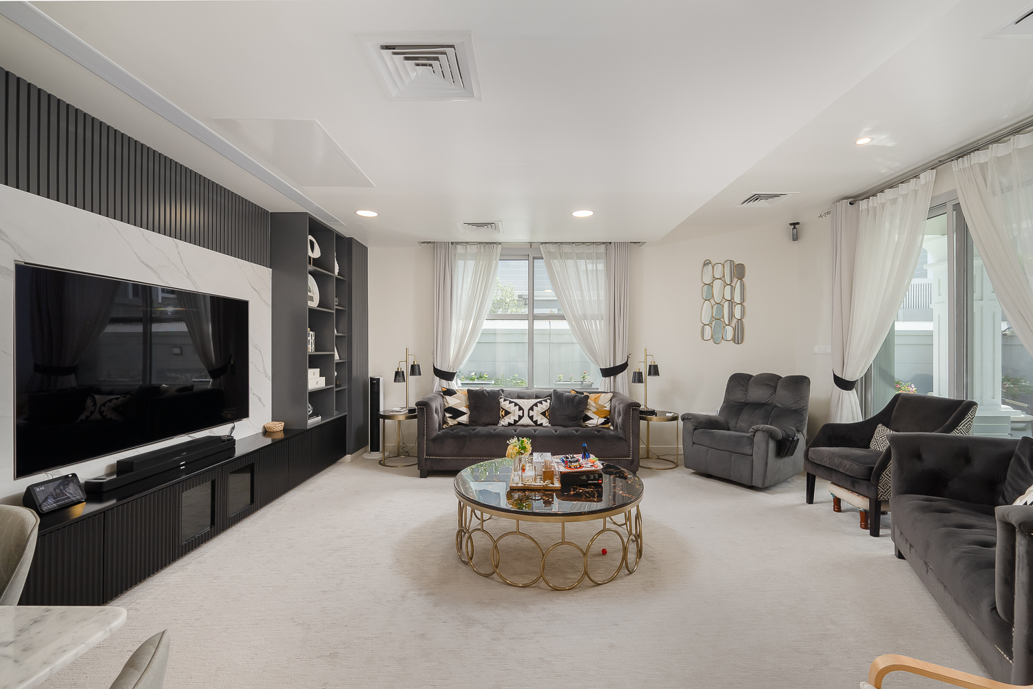 5 Bedroom Villa in Western Residence South