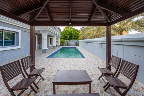 5 Bedrooms Villa in Western Residence South