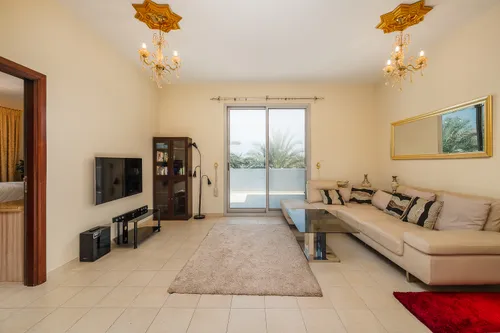 5 Bedrooms Villa in Western Residence South