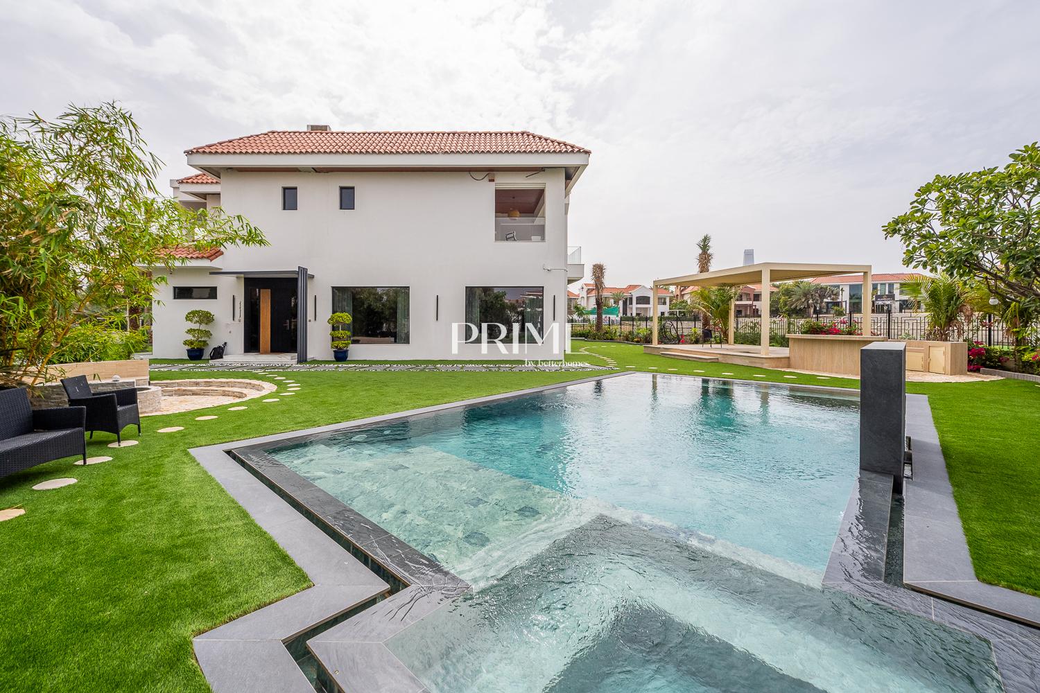 5 Bedrooms Villa in The Mansions