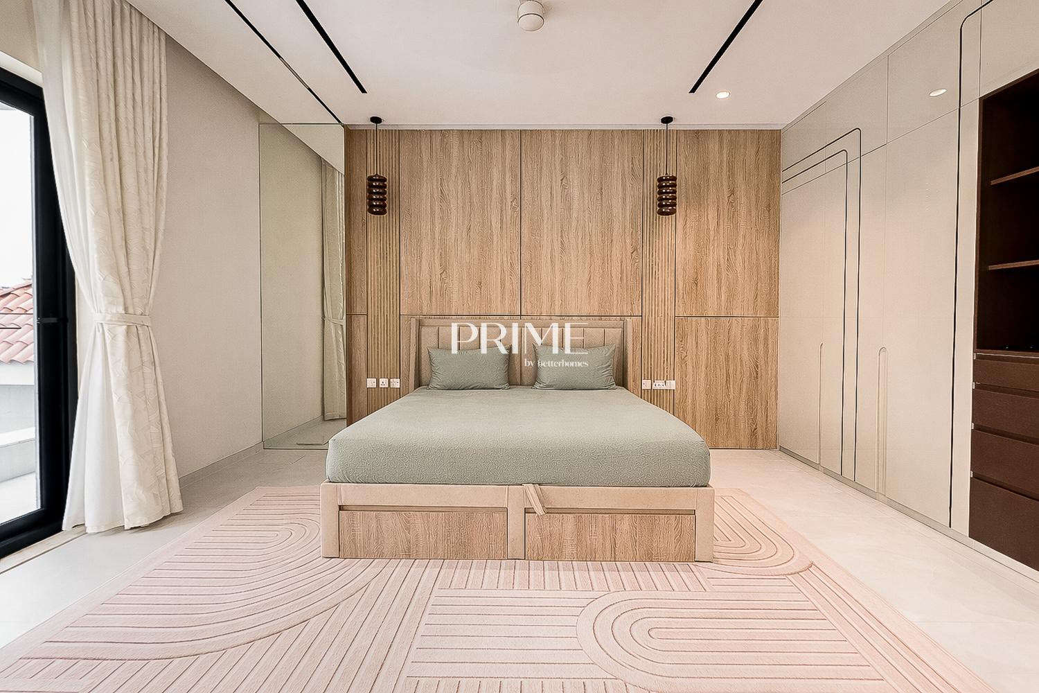 5 Bedrooms Villa in The Mansions