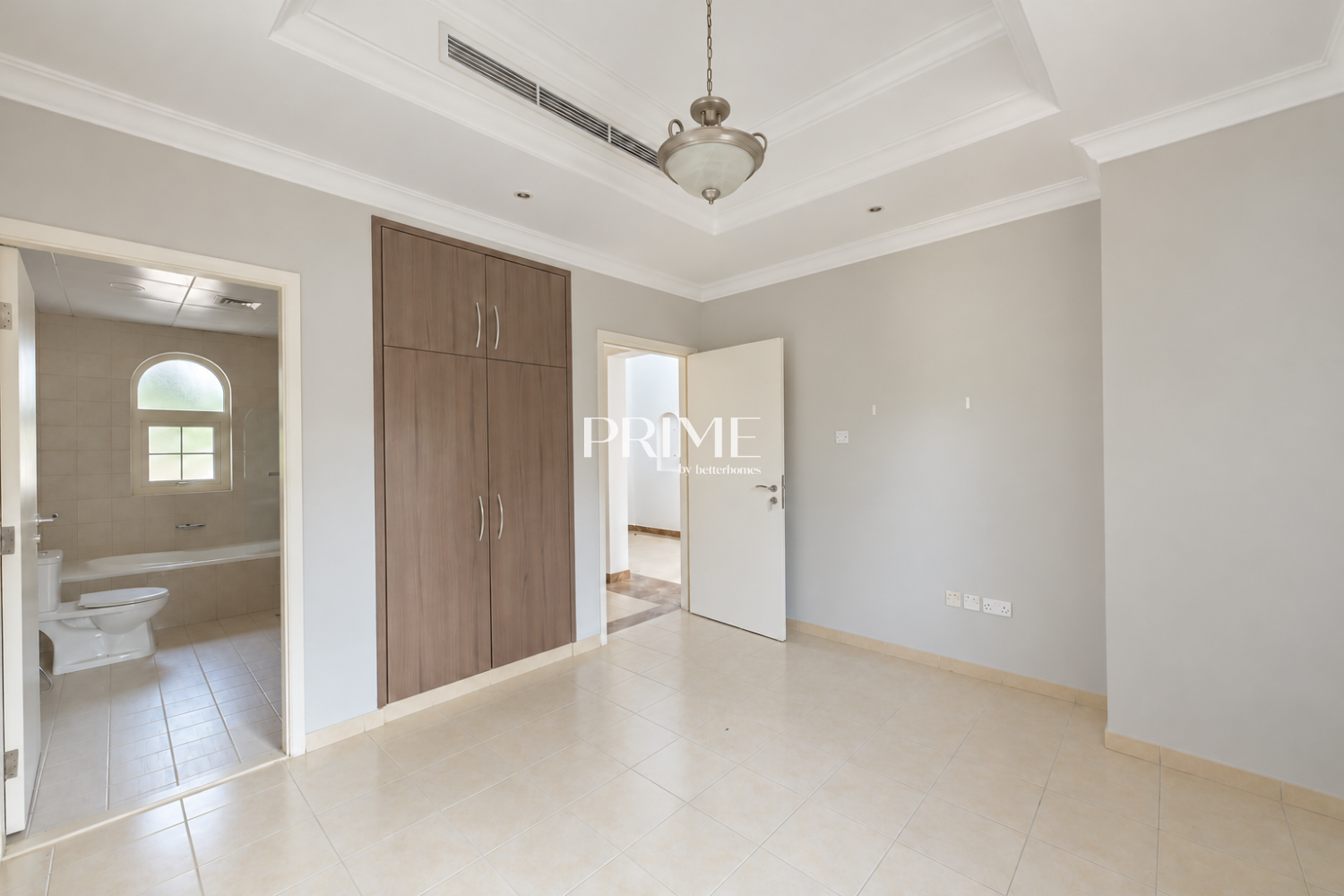 4 Bedrooms Villa in Cluster 46