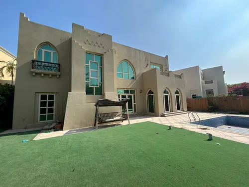 4 Bedrooms Villa in Cluster 49