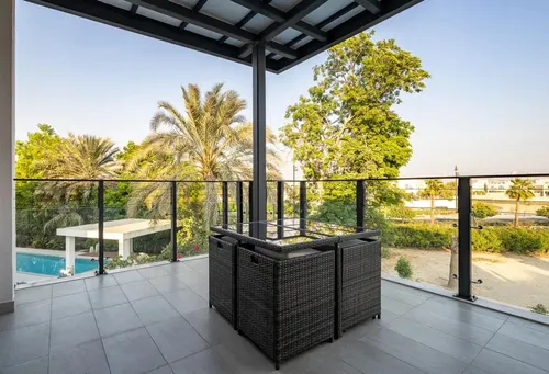 6 Bedrooms Villa in Cluster 28