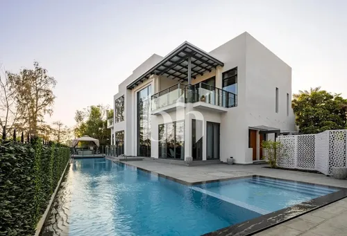 6BR Furnished | Lake View | Private Pool |