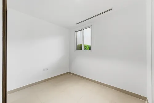 3 Bedrooms Townhouse in Sur La Mer 1