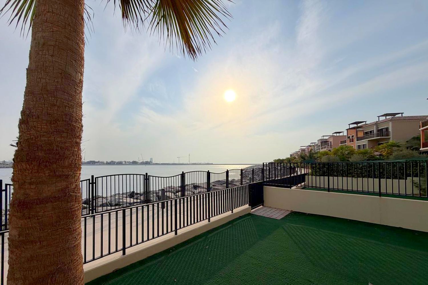3 Bedroom Townhouse in Sur La Mer