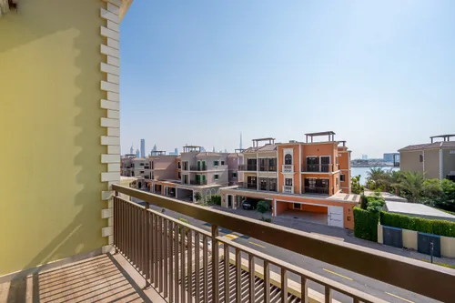 4 Bedrooms Townhouse in Sur La Mer