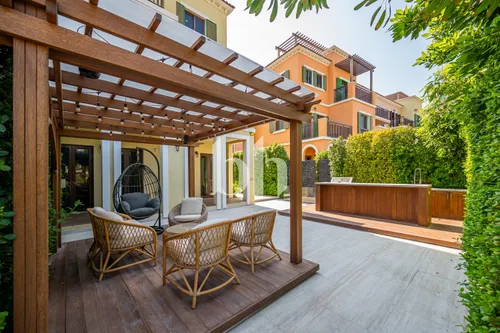 Park View | 4 bed w/ Maids | Furnished | Corner