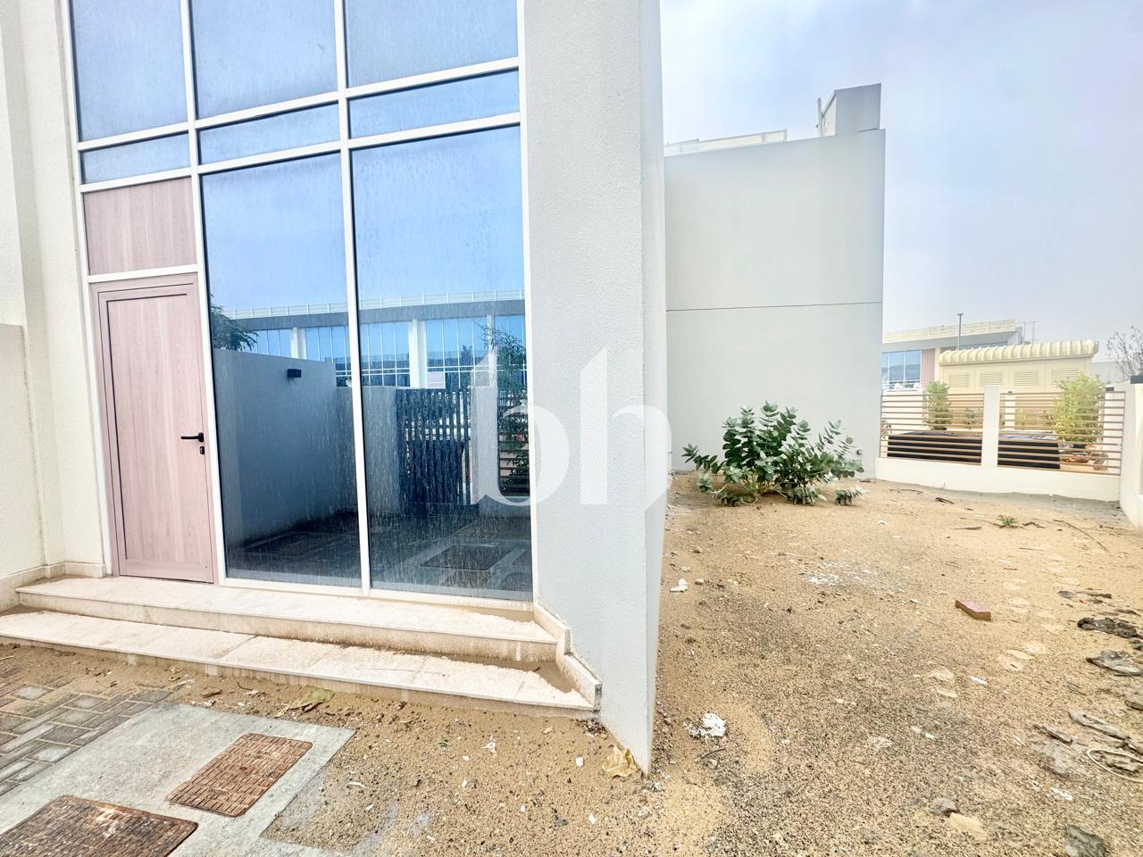 Brand New | Corner Unit | Vacant | Ready To Move