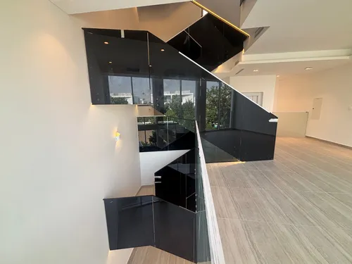 4 Bedrooms Villa in Ixora 1