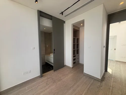 4 Bedrooms Villa in Ixora 1