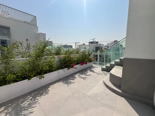 4 Bedrooms Villa in Ixora 1